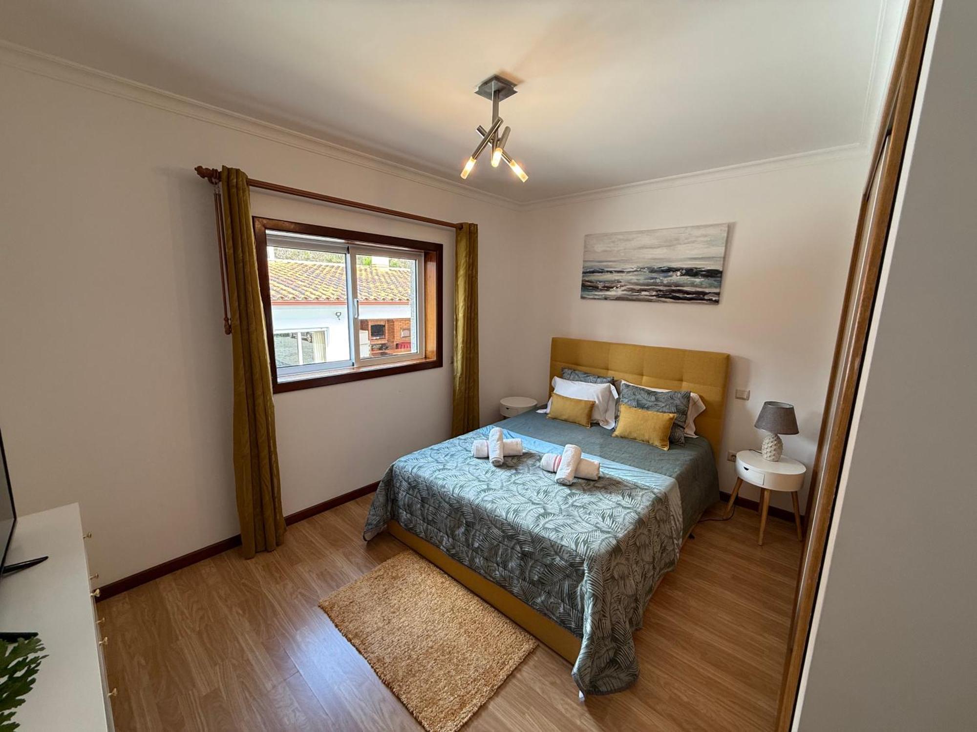 Cerdeirinhas De Basto "Piso Q 4" Apartment Canedo de Basto Luaran gambar