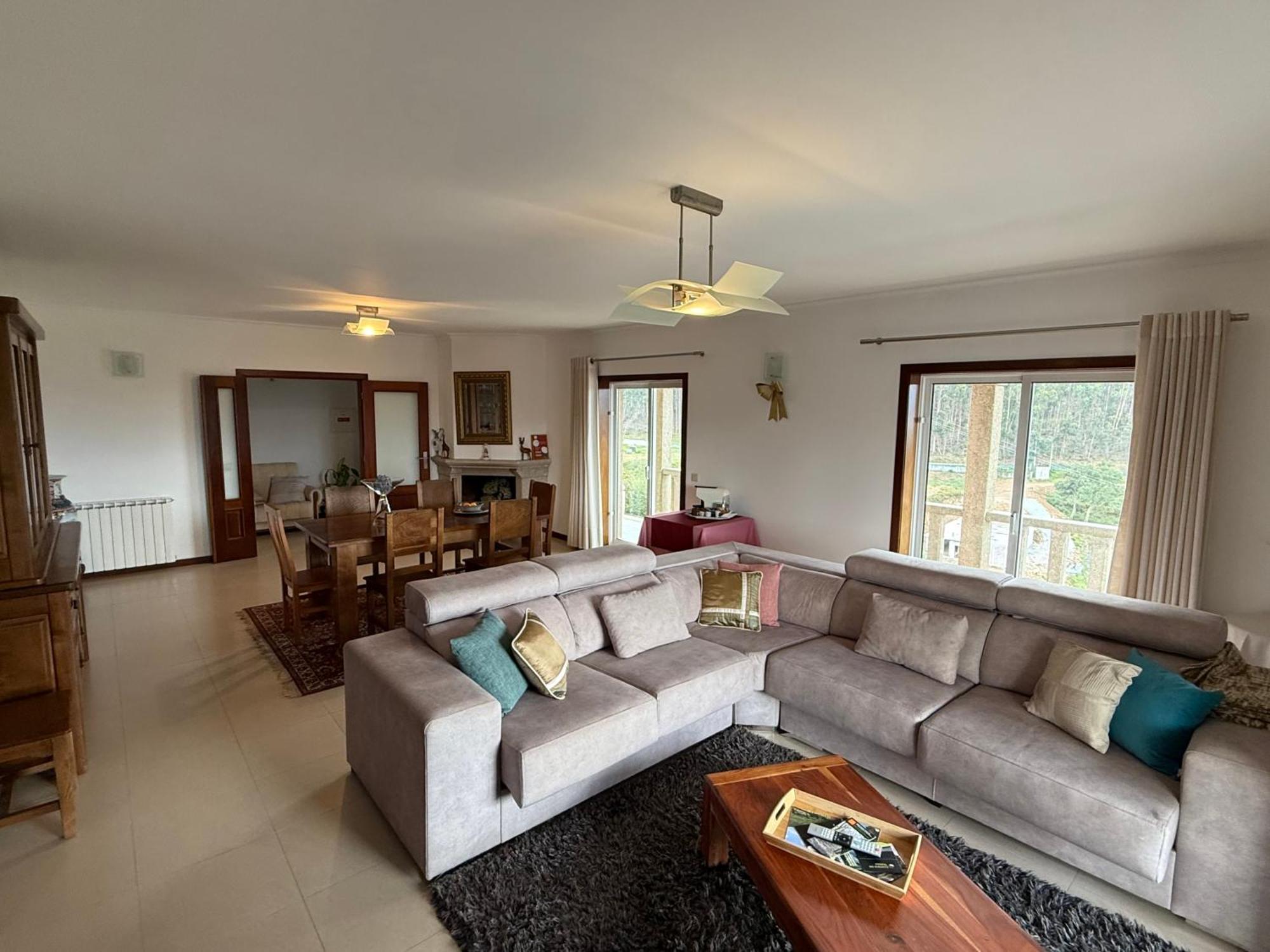 Cerdeirinhas De Basto "Piso Q 4" Apartment Canedo de Basto Luaran gambar